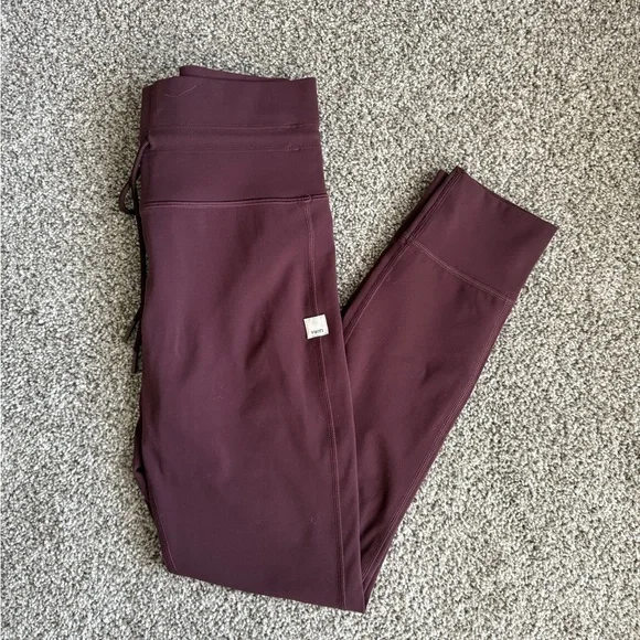 Vuori Burgundy Activewear Crop Tank and Leggings Set - Picture 4 of 6